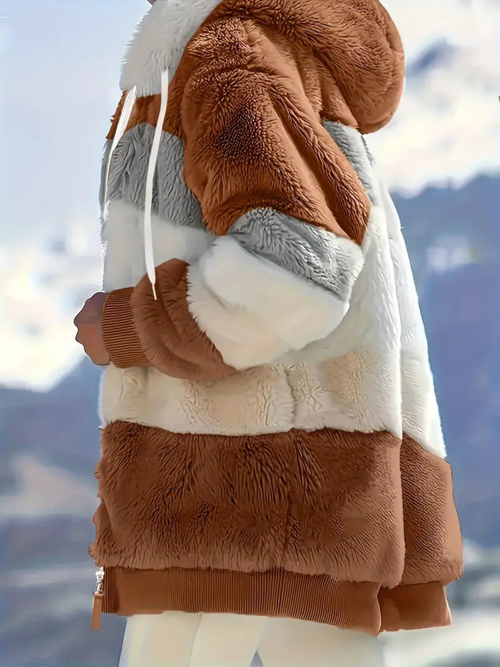Damen Winterjacke Layla, mittellang mit Kapuze, kuschelig und stilvoll für kalte Tage.