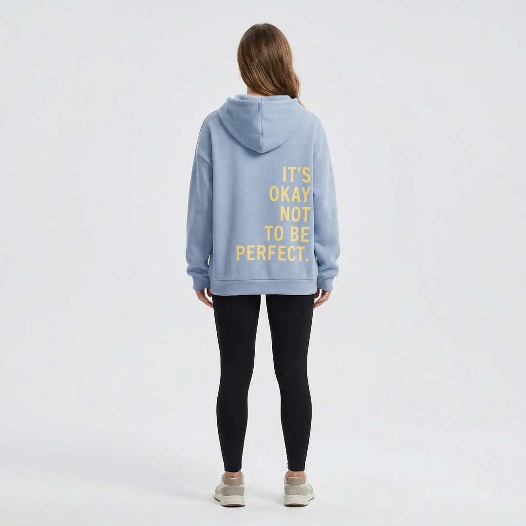 Bequemer Damen Hoodie Charlie Regular Fit mit markantem Statement-Design, für entspannte Stunden.