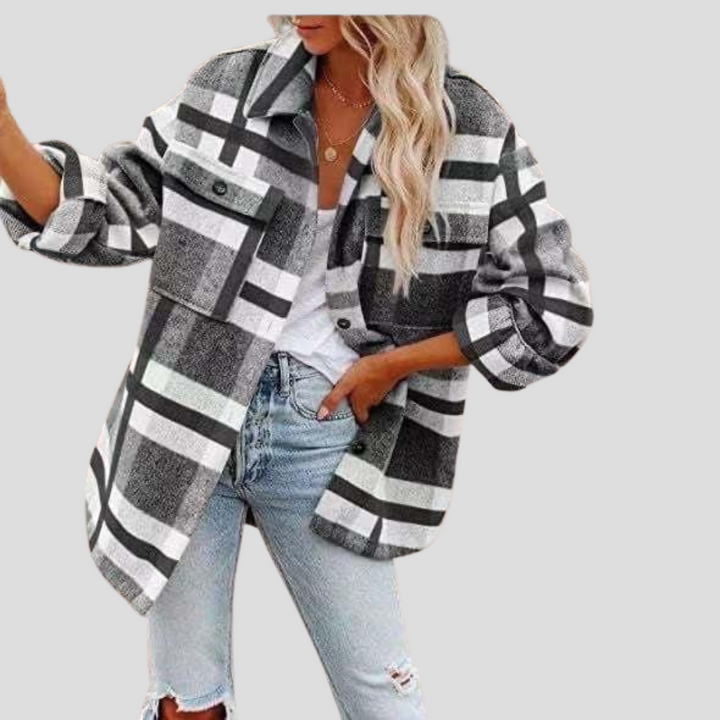 Vielseitige Damen Karierte Overshirt Hemdjacke für Freizeit. Modische Übergangsjacke mit Karomuster und lockerem Schnitt.