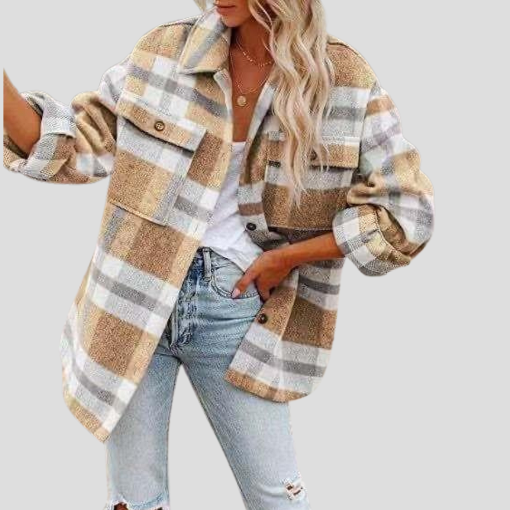 Bequeme Damen Freizeitjacke: Kariertes Overshirt im lässigen Stil. Hüftlange Hemdjacke für Alltag und Übergang.
