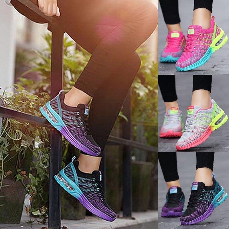 Griffige Außensohle der leichten Freizeitschuhe für Damen, sicherer Halt auf jedem Untergrund.