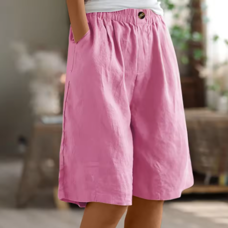 Vielseitige Komfort-Shorts für Damen, perfekt für Zuhause, Strand oder Stadt, in Hellgrau.