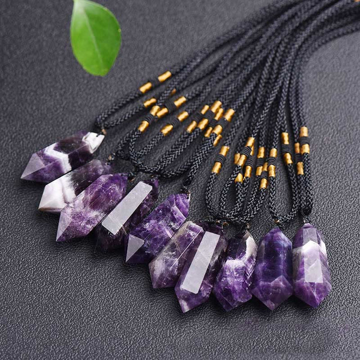 Elegante Obsidian-Halskette Lyra. Naturstein für Schutz & Stärke.