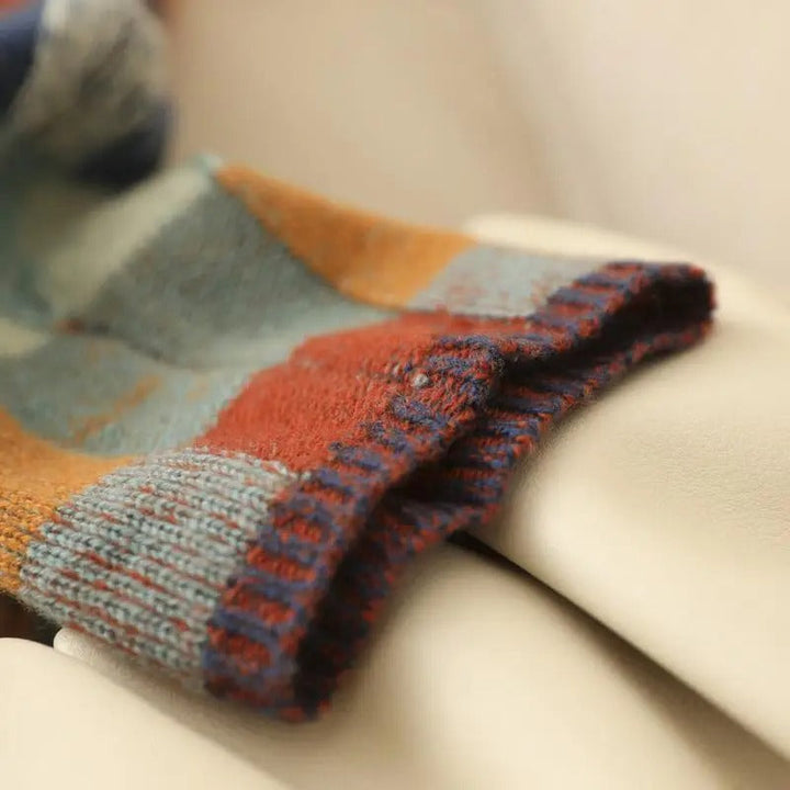 Trendiger Damen Rollkragenpullover. Kuschelige Herbst- & Wintermode, stilvolle Damenbekleidung für Kälte.