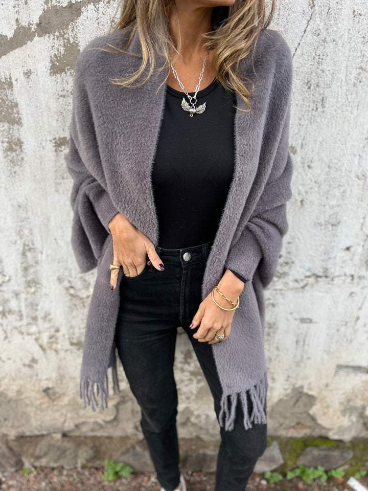 Weiße, elegante Damen Langarm-Strickjacke, vielseitig kombinierbar für Freizeit & Business.