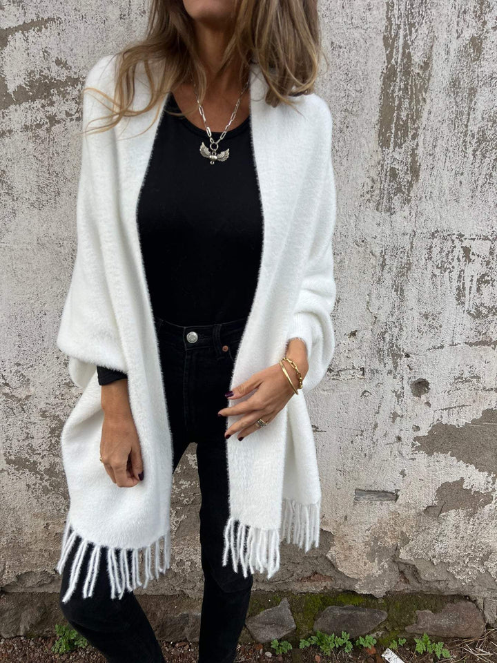 Schwarze, bequeme Damen Langarm-Strickjacke, stilvoll für Wintermode & Büro.