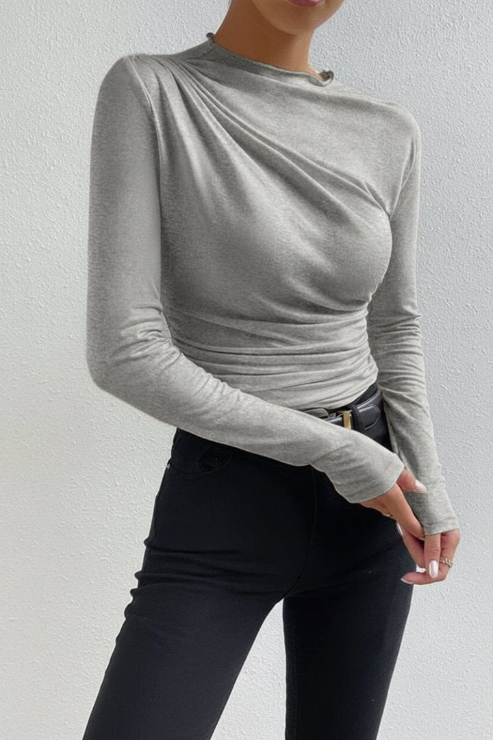 Bequemes Damen Basic Top mit langen Ärmeln und stilvollen Raffungen, ideal für den Alltag.