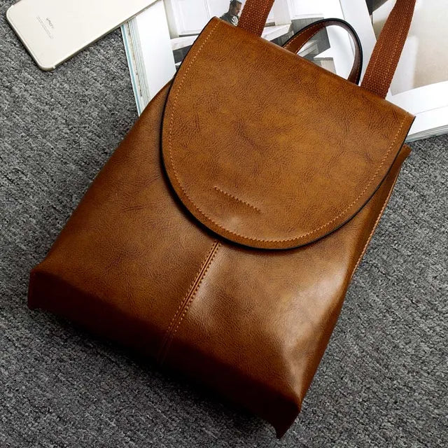 Hochwertiger Damen Rucksack aus Leder, Farbe Kaffee, langlebig & praktisch.