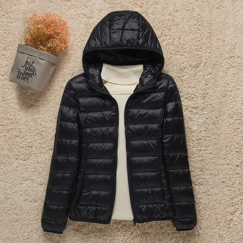 Warme Damen Herbst-/Winterjacke, leicht und komfortabel. Eine stylische Jacke für Outdoor-Aktivitäten und Reisen.