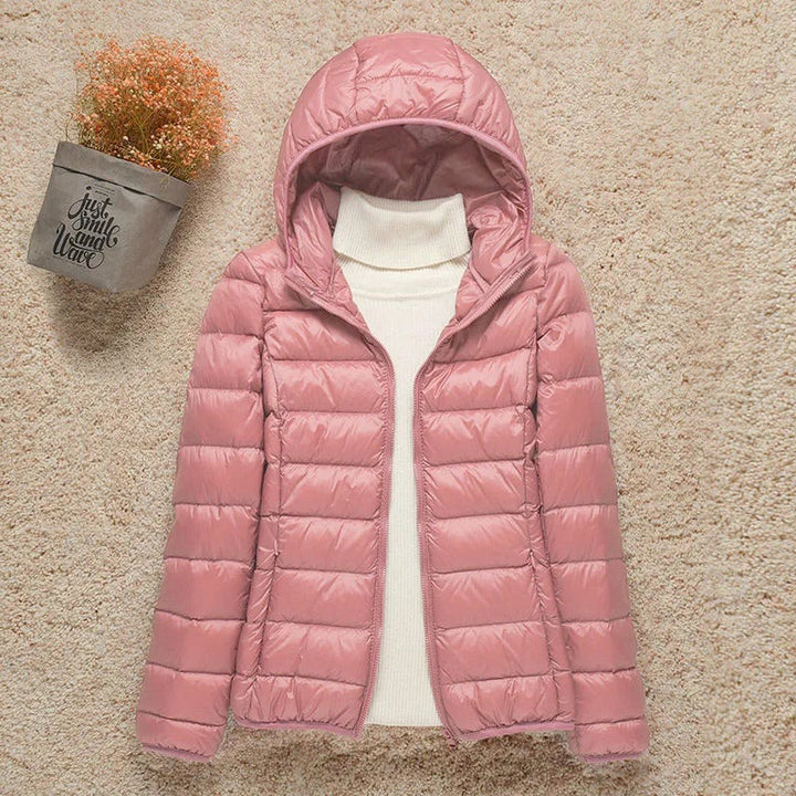 Leichte Damenjacke, winddicht und warm. Ideale Winterjacke für Sport, Abenteuer und den täglichen Gebrauch im Winter.