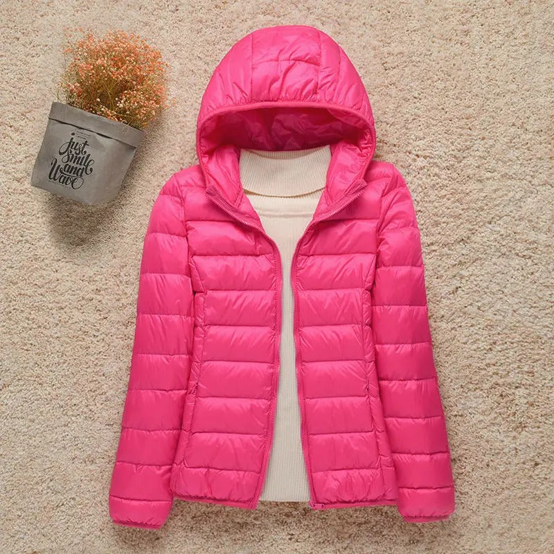 Damen Reisejacke, leicht, warm und stylisch. Perfekt als kompakte Outdoorjacke für Herbst- und Winter-Ausflüge.