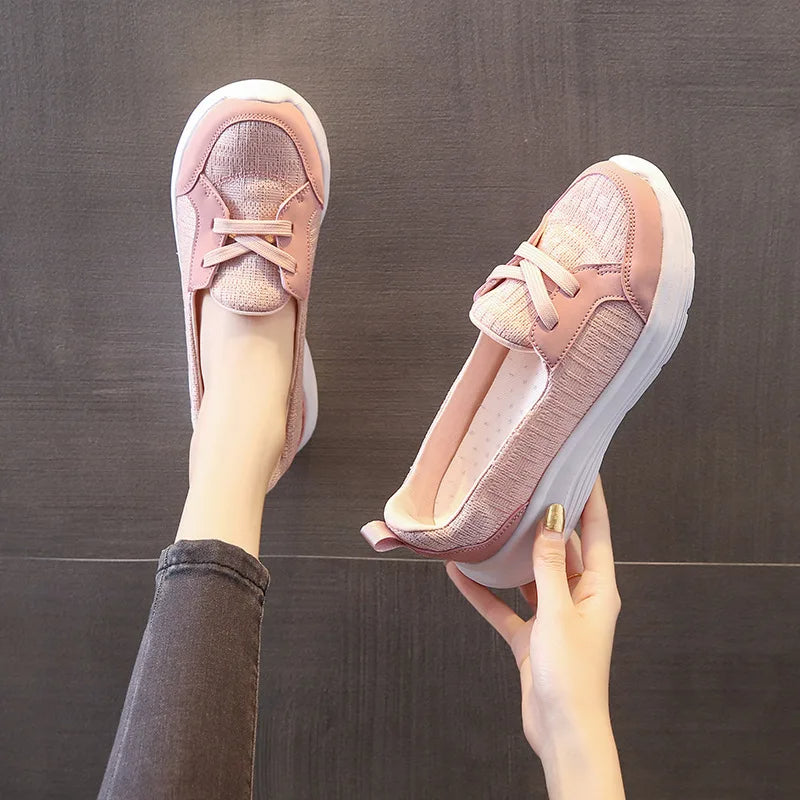 Stylische Damen-Sneaker "Phoebe" als leichte Schlupfschuhe für Freizeit & Alltag.