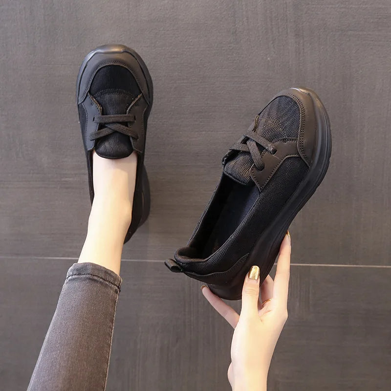 "Phoebe" Damen Slip-On, atmungsaktiv & leicht, perfekt für tägliche Aktivitäten.