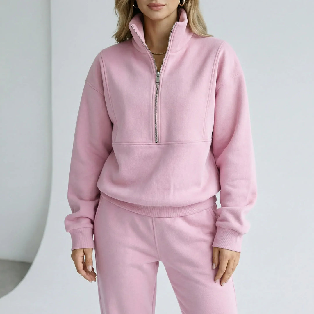 Gemütliches Damen Relaxed Fit Set: Halbzipper Pullover & weite, bequeme Hose. Perfekt für Herbst/Winter.