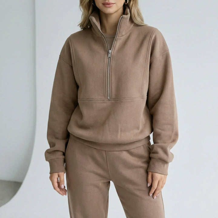 Gemütliches & modisches Damen Loungewear Set für Herbst/Winter. Halbzipper Pullover & weite Hose.