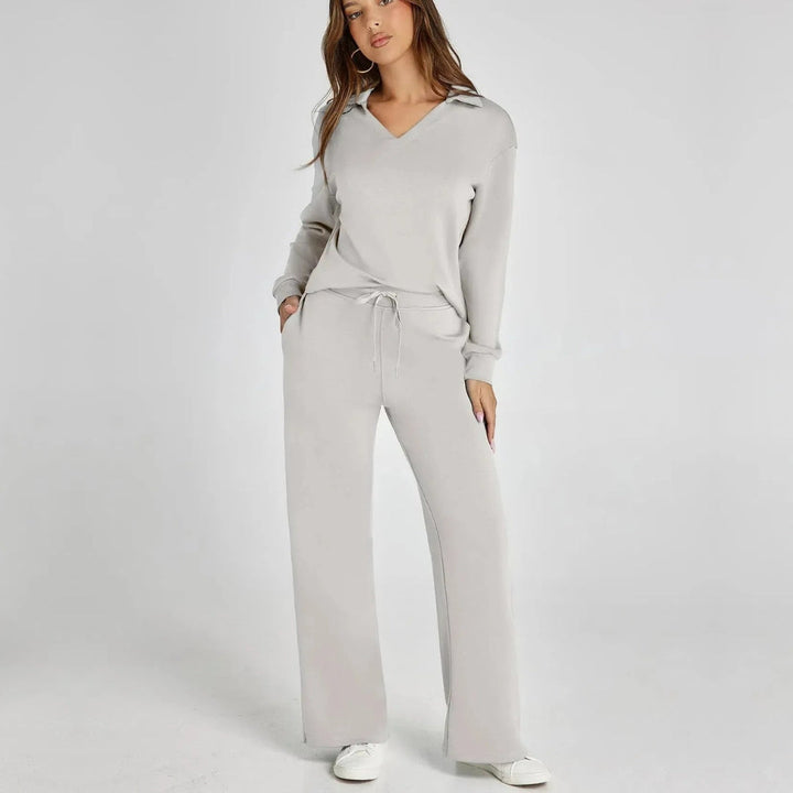 Stilvoller Damen Freizeitanzug Gabriella mit weitem Bein, Komfort trifft Eleganz für Zuhause.