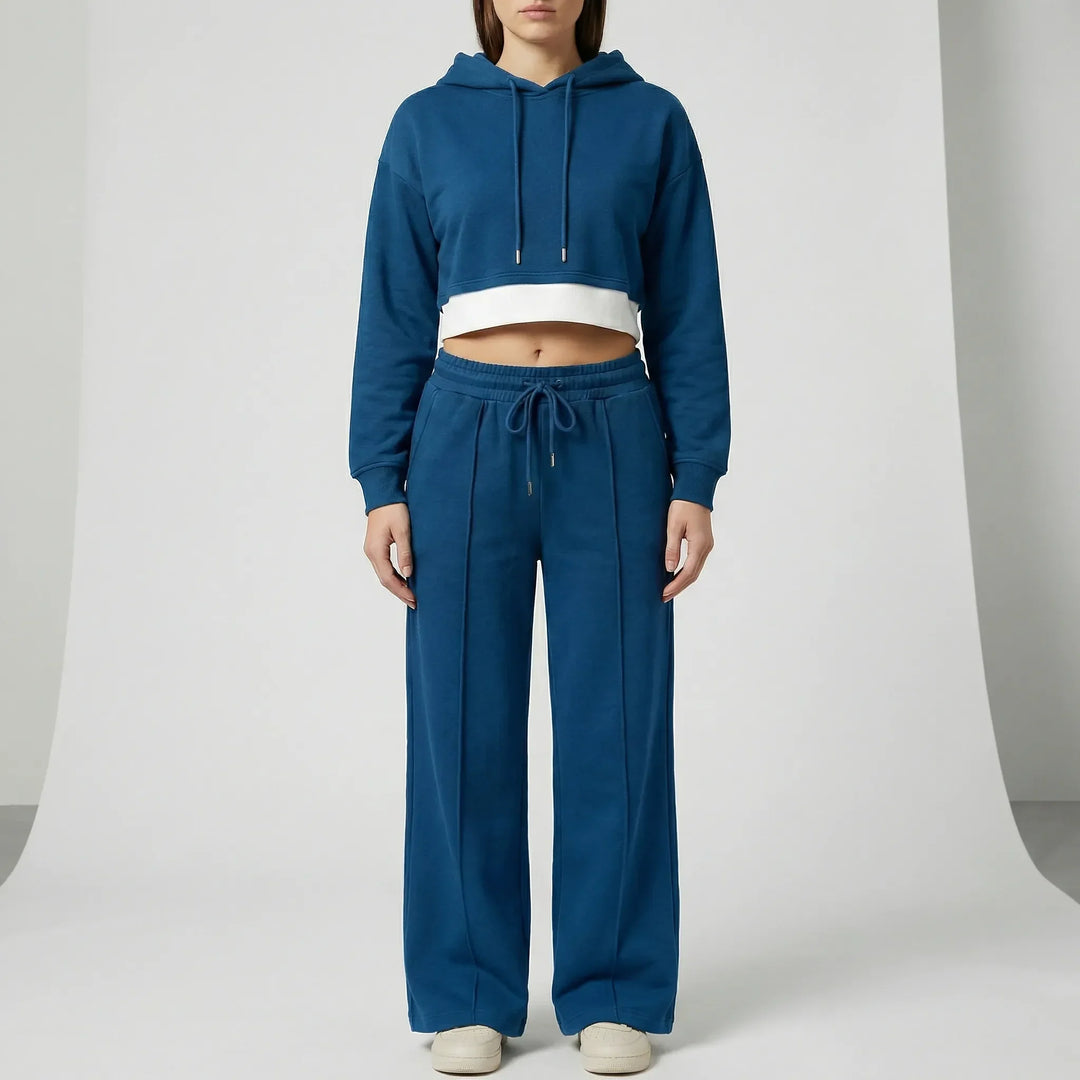 Damen Freizeit Lounge Set: Zweiteiler mit Kapuzenpullover und bequemer Hose für Entspannung und Alltag.