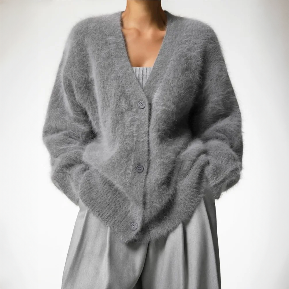 Leichte Damen Strickjacke Luna, ideal als Basic-Oberteil für kühle Sommerabende oder Übergangsmode.