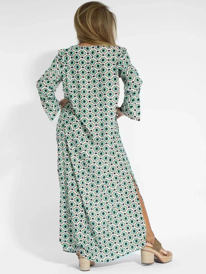 Komfortables Damen Maxikleid. Figurschmeichelnd, langes Sommerkleid für elegante Alltagsmode.
