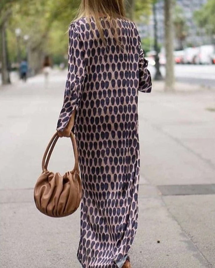 Elegantes Damen Maxikleid. Bauchbedeckendes Design für stilvolle Alltagsmode.