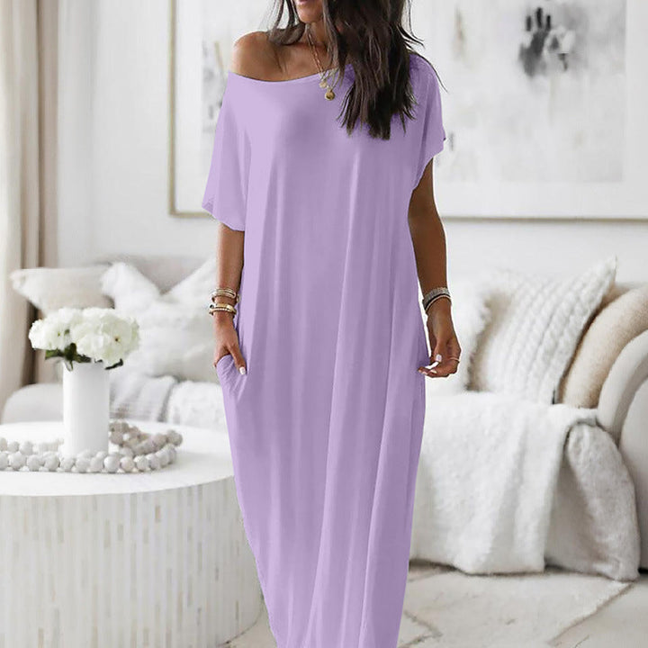 Schickes Damen Maxikleid mit stilvollem Animal-Print. Elegantes langes Kleid mit praktischen Seitentaschen.