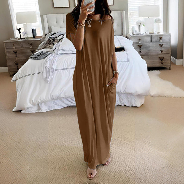 Elegantes Damen Maxikleid mit auffälligem Animal-Print. Langes, lässiges Sommerkleid mit geräumigen Taschen.