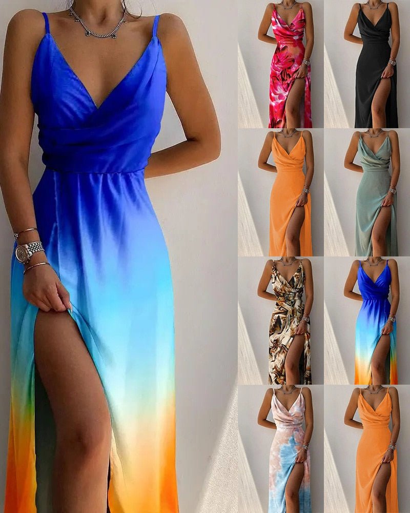 Leichtes Damen Urlaubskleid mit elegantem tropischem Muster und seitlichem Schlitz; ideal für Strand.