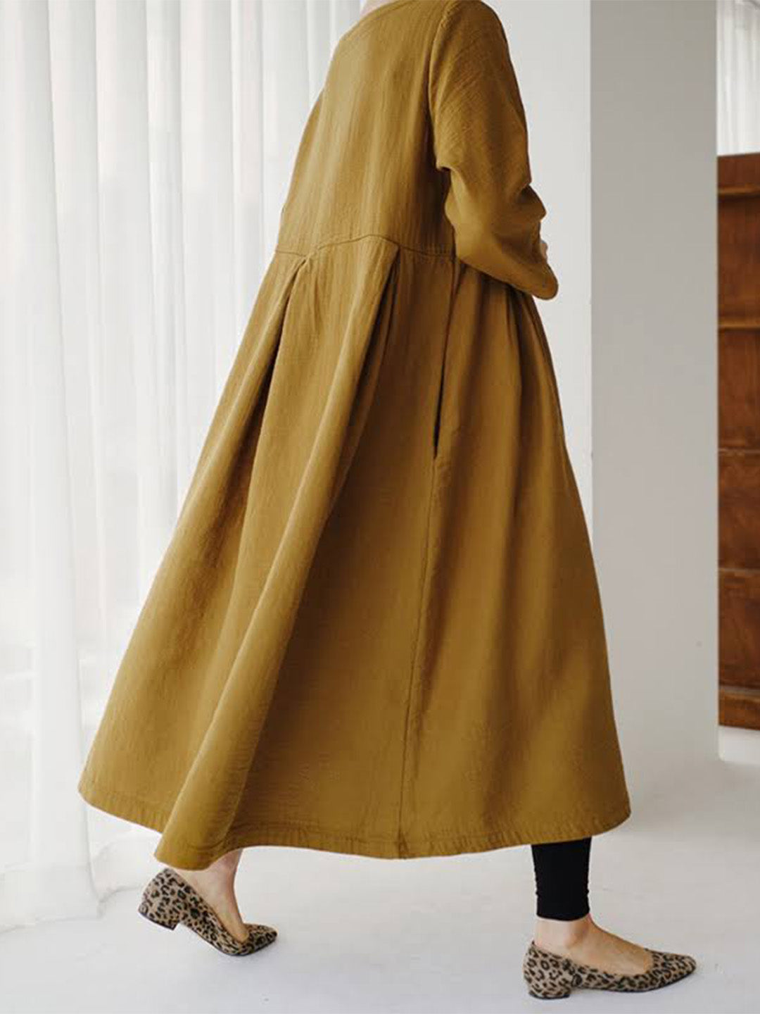 Leichtes, atmungsaktives Damen Sommer-Maxikleid mit lockerer Passform & praktischen Seitentaschen.