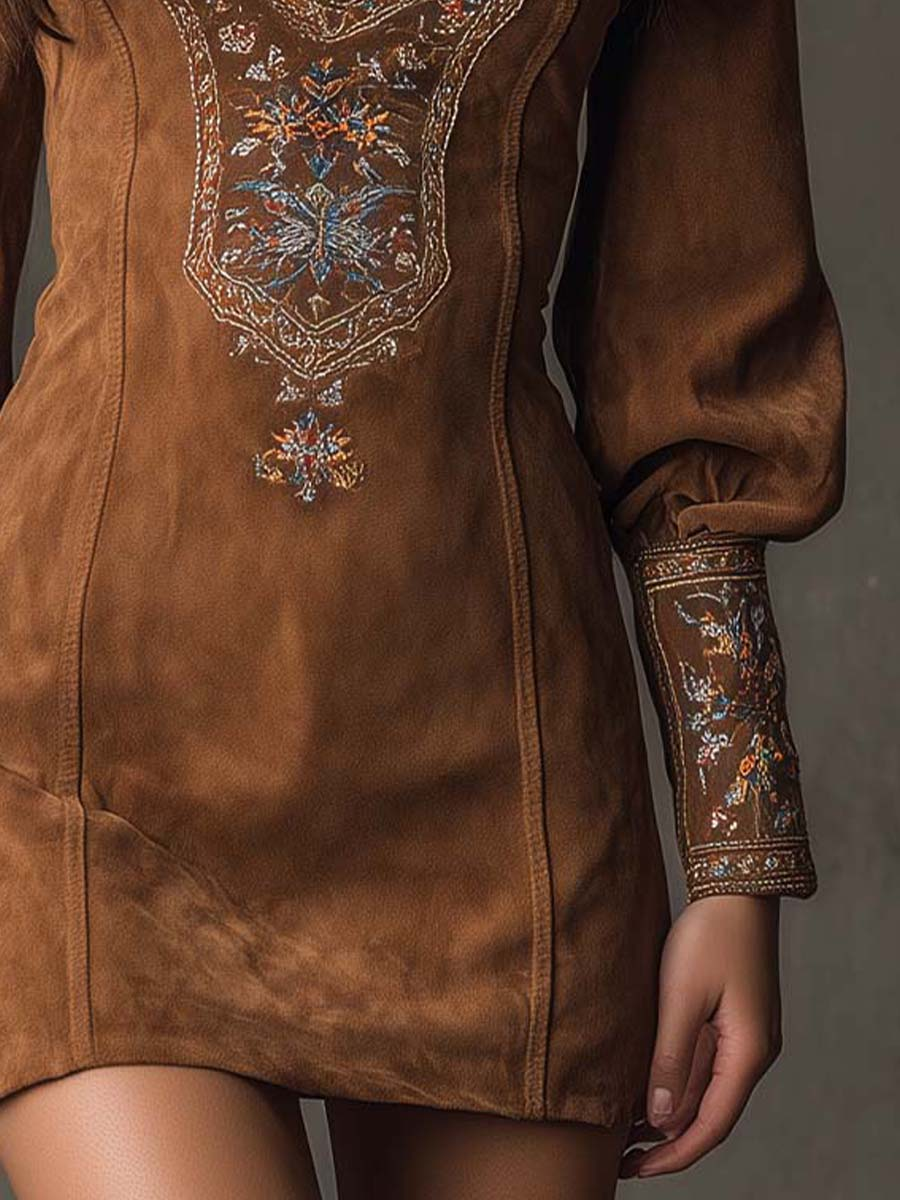 Besticktes Damen-Minikleid mit auffälligen Puffärmeln und wunderschöner Blumenstickerei. Ein elegantes Freizeitkleid.