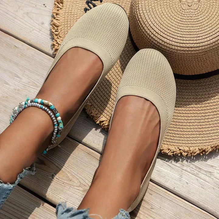 Elegante Mia Damenschuhe: Orthopädische Ballerinas, die Komfort und Stil vereinen.