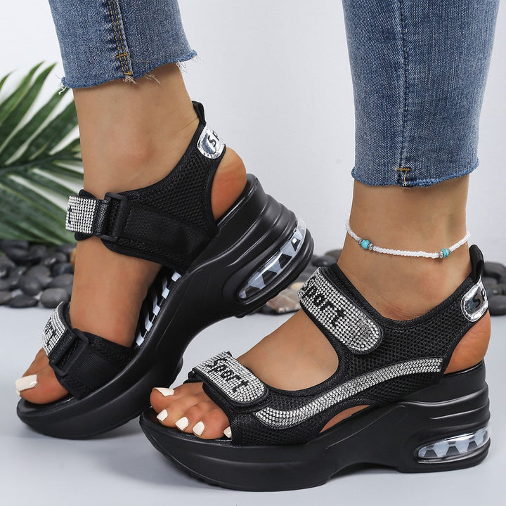 Bequeme Damen Sandalen: Orthopädisch, Plateau, Strass. Ideal als Komfortschuhe für den Sommer.