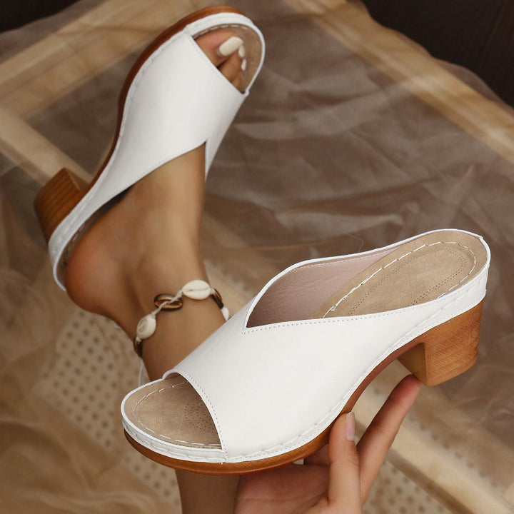 Damen Orthopädie-Sandalen in stilvollem Design, perfekt für lange Spaziergänge.