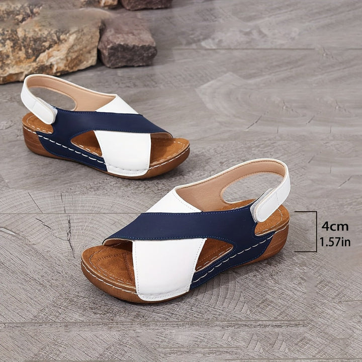 Sommerschuhe Damen: Orthopädische Sandalen mit Memory Foam Fußbett für Komfort.