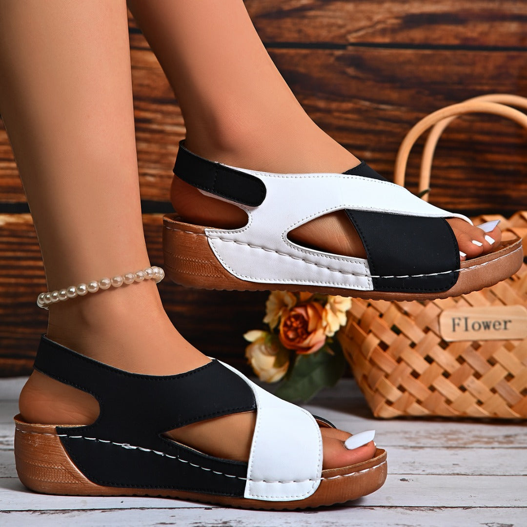 Orthopädische Sommerschuhe für Damen, atmungsaktiv, mit unterstützendem Fußbett.