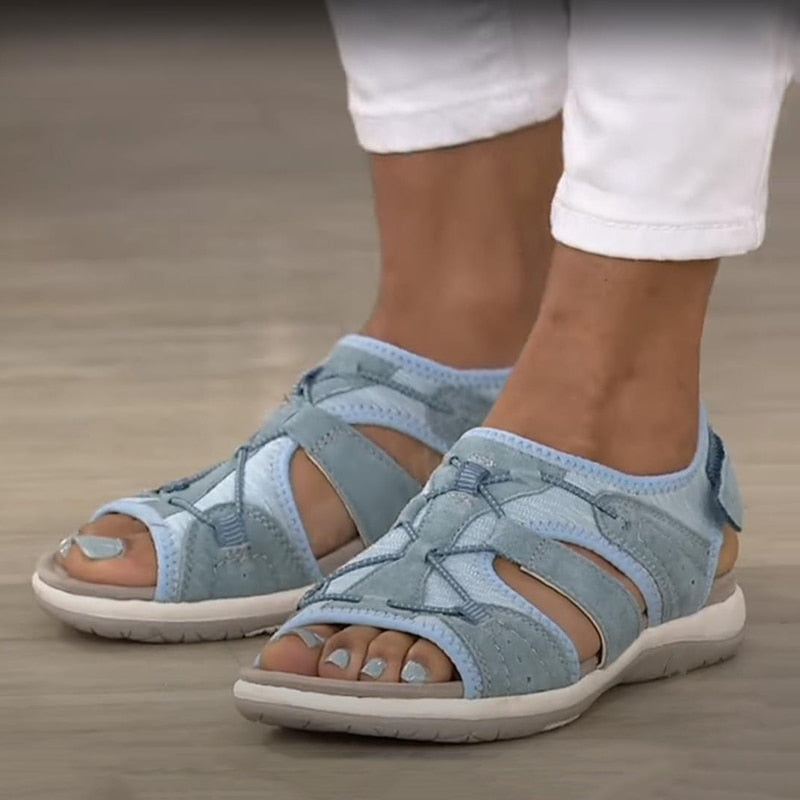 Komfortable Fußbett-Sandalen für Damen, ideal als Sommersandalen für lange Spaziergänge.