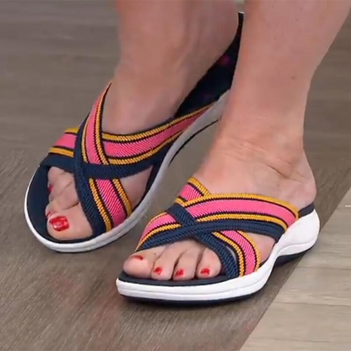 Ergonomische Damen Sandale mit orthopädischer Unterstützung für gesunde Füße und eine bessere Haltung.