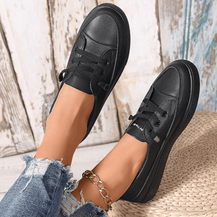 Damen Orthopädische Sneaker in Beige mit Schnürung; bieten Fußunterstützung und Komfort für Alltag & Freizeit.