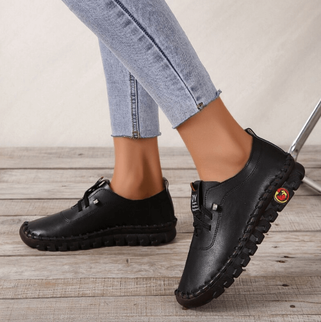Elegante Damen Orthopädische Slipper Elena. Leichte Alltagsschuhe mit optimaler Fußunterstützung.