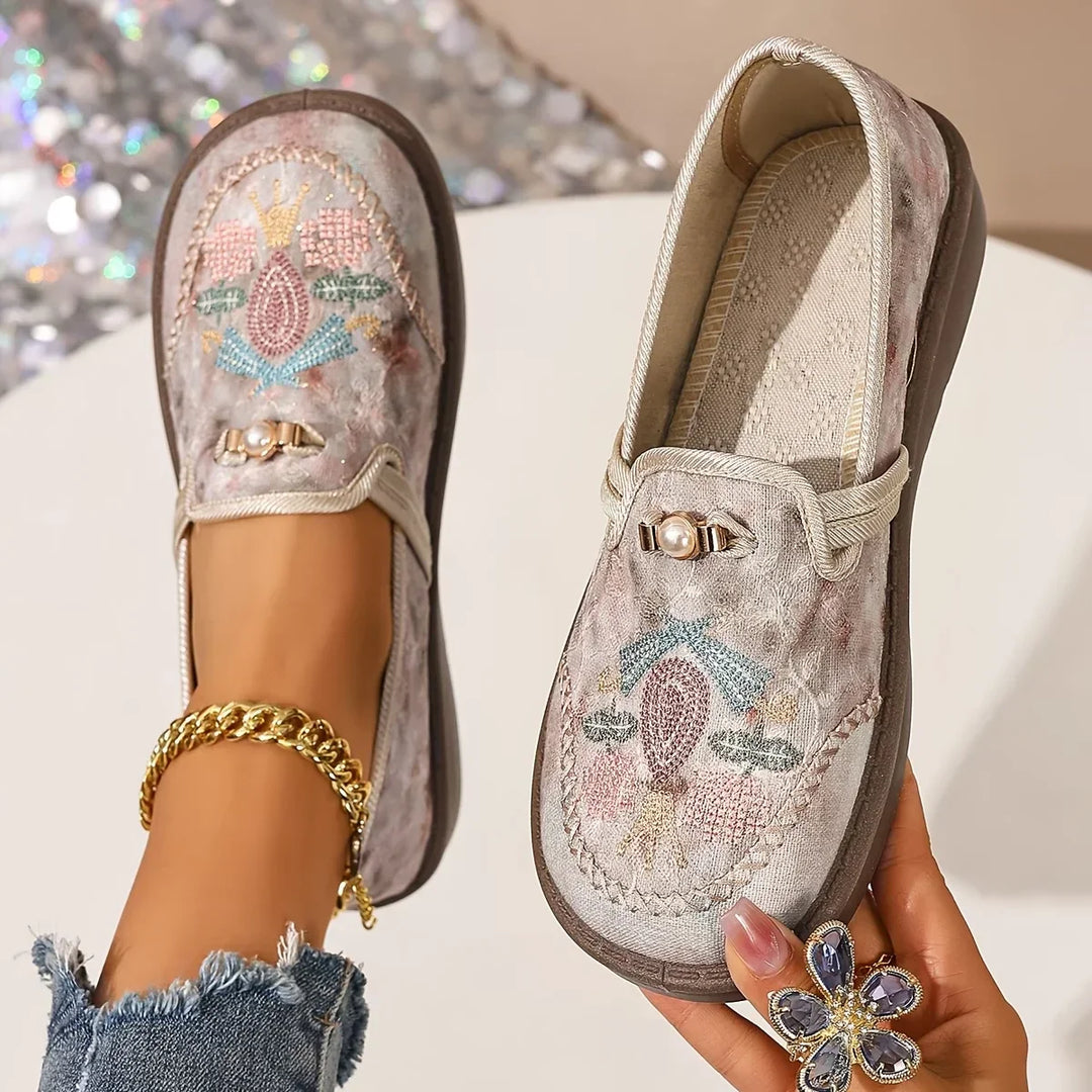 Damen orthopädische Slipper für ultimativen Komfort und eleganten Stil. Perfekt für Alltag und Freizeit.