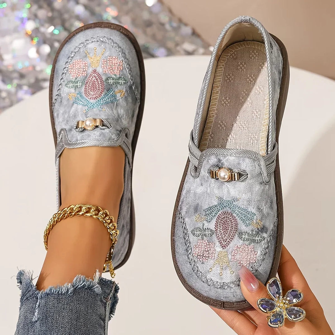 Stilvolle Damen Komfortschuhe, orthopädische Slipper, atmungsaktiv und leicht für Sommer-Alltag.