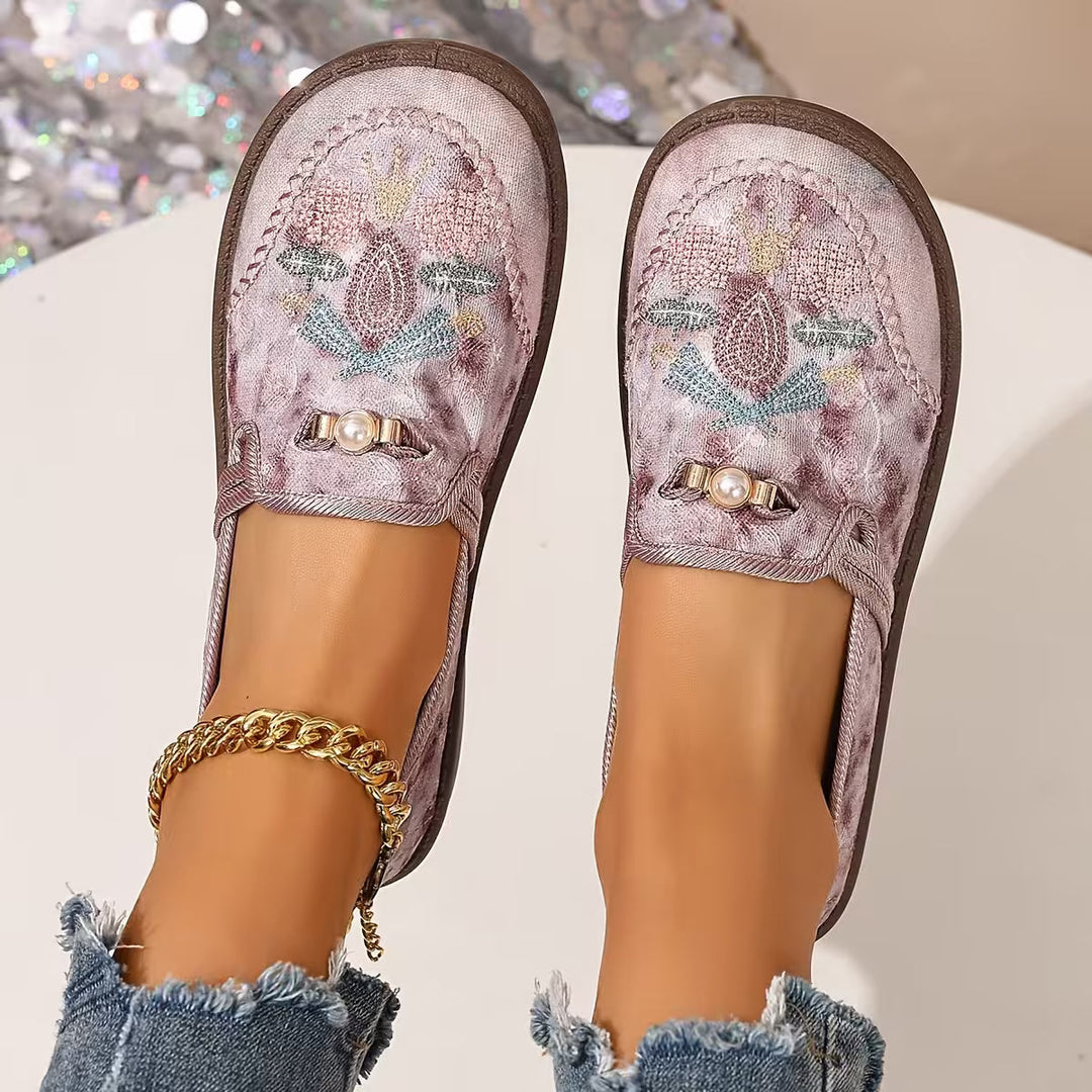 Elegante Damen Sandalen, orthopädische Slipper, bequeme Freizeitschuhe für stilbewusste Frauen.