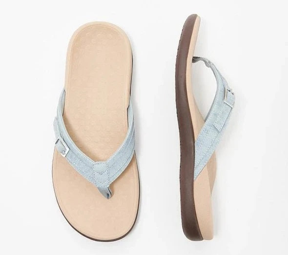 Bequeme Damen Orthopädische Sommersandalen. Fußgewölbe-Stütze entlastet bei Fußschmerzen.