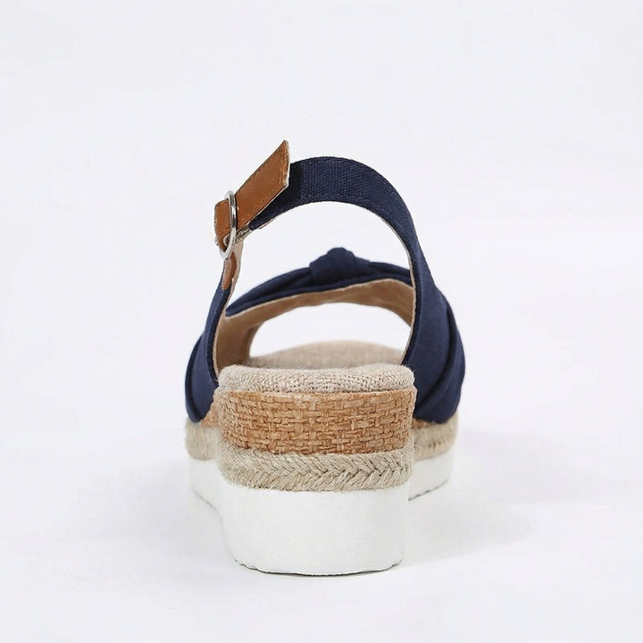 Stilvolle orthopädische Damen Sandalen mit Zehensteg, ideal für langes Stehen und Gehen.