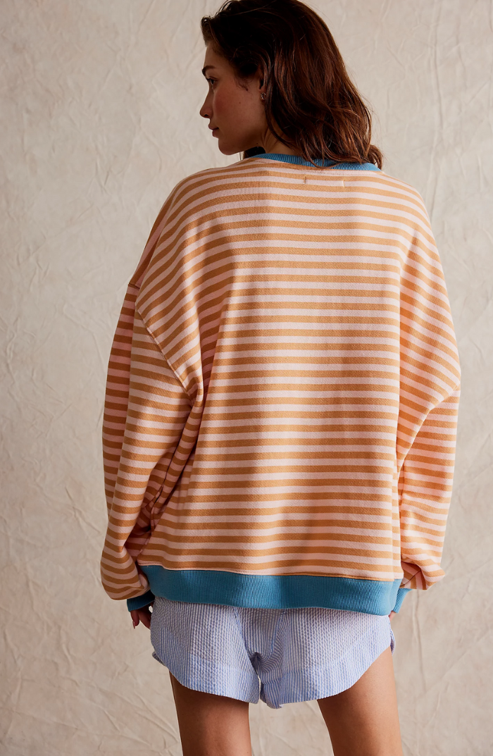 Moderner Damen Strickpullover, gestreift, Oversize-Fit, ein echtes Wohlfühl-Statement.