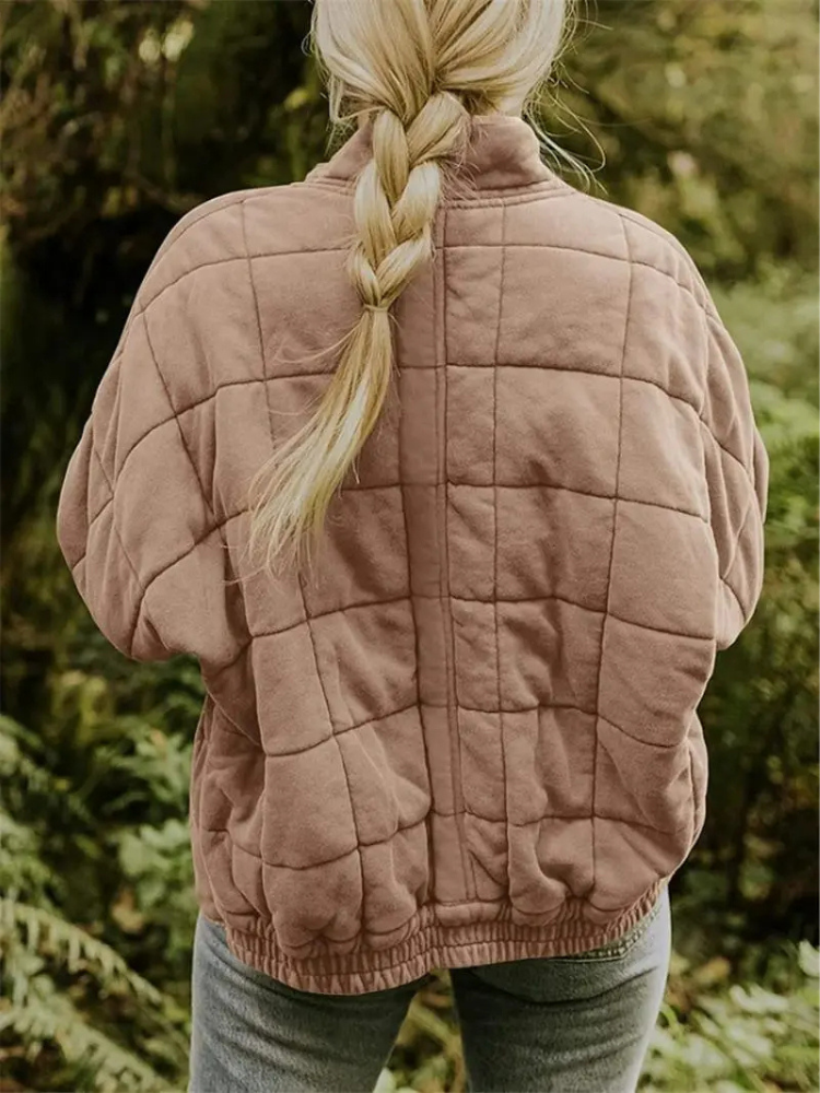 Stylische Damen Freizeitjacke Eliza, oversized, gefüttert, perfekt für entspannte Tage.
