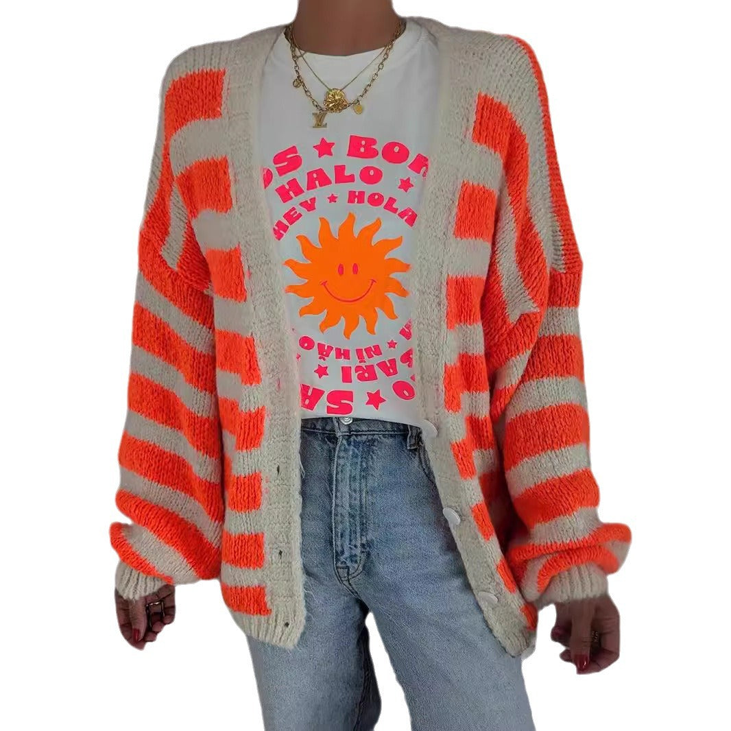 Weiche Oversized Damen Strickjacke mit eleganten Streifen. Vielseitiger Cardigan für lässige Mode im Frühling/Herbst.