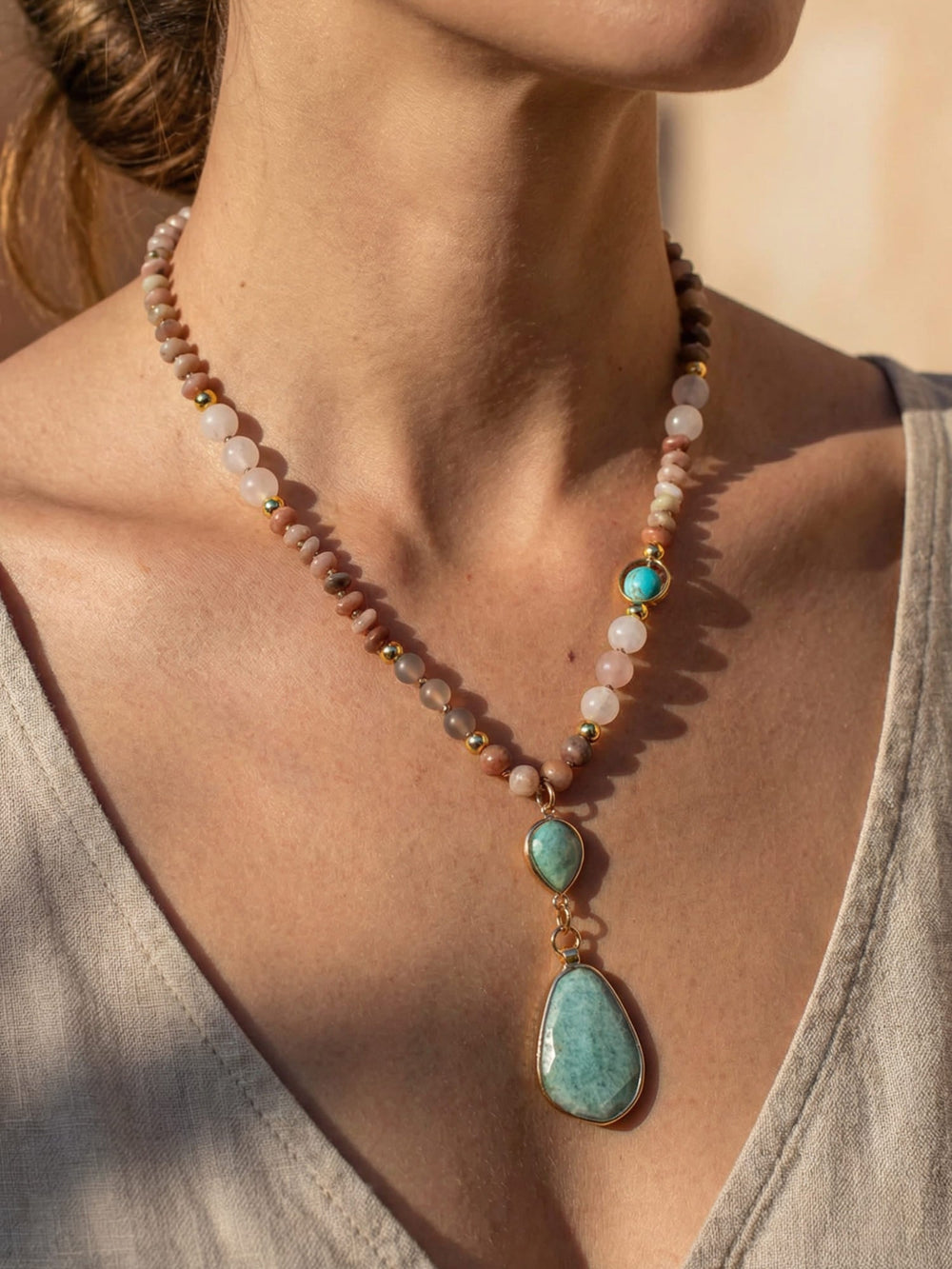 Aurielle Pastell Edelsteinkette für Damen. Tief reinigende Mala Kette zur Meditation & Erlangung innerer Ruhe.