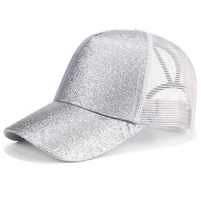 Praktische beige Damen Dutt Kappe, atmungsaktiv, für Sport & Freizeit, einfach verstellbar.