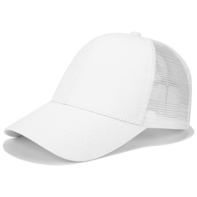 Beige Damen Dutt Kappe, mit breitem Schirm, effektiver Sonnenschutz für Gesicht & Nacken.