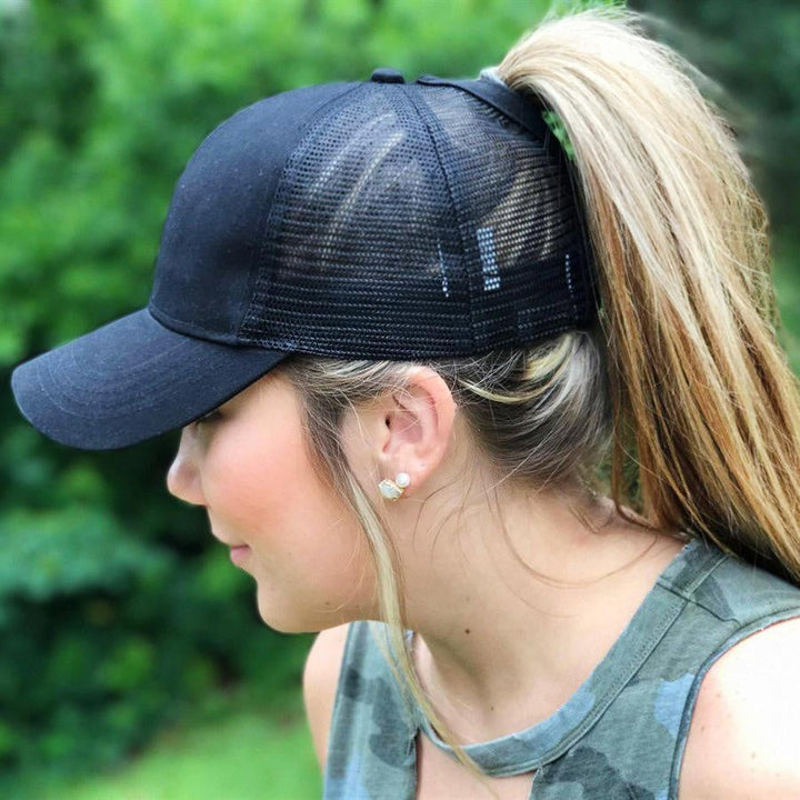Baseball Cap mit Pferdeschwanzloch, Tarnmuster, für Damen, optimaler Alltagsschutz.